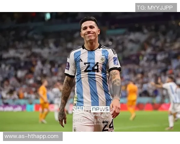 费迪南德愤怒转发本菲卡小球迷种族歧视行为引发广泛关注与谴责 费迪南德愤怒转发本菲卡小球迷种族歧视行为引发广泛关注与谴责